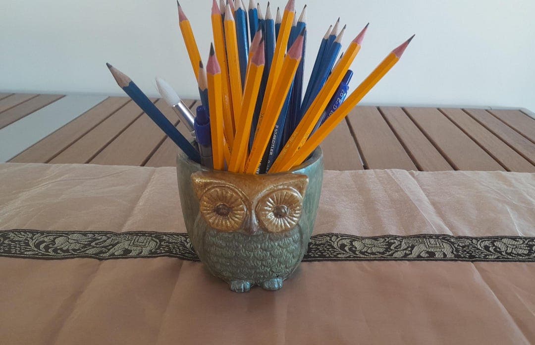 Owl Shaped Desk Organizer, Concrete Stationery Cup, Modern Minimalist Office Decor, Acrylic Accents - Etsy Türkiye
