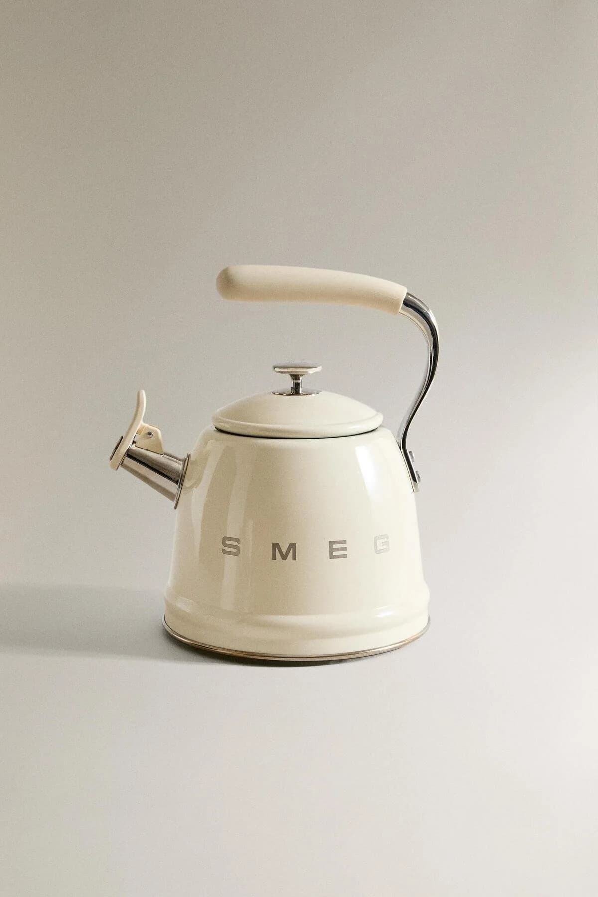 Smeg 50's Style Krem Set Üstü Islıklı Kettle 2.3 Lt - CKLW2001CR - Fiyatı, Yorumları